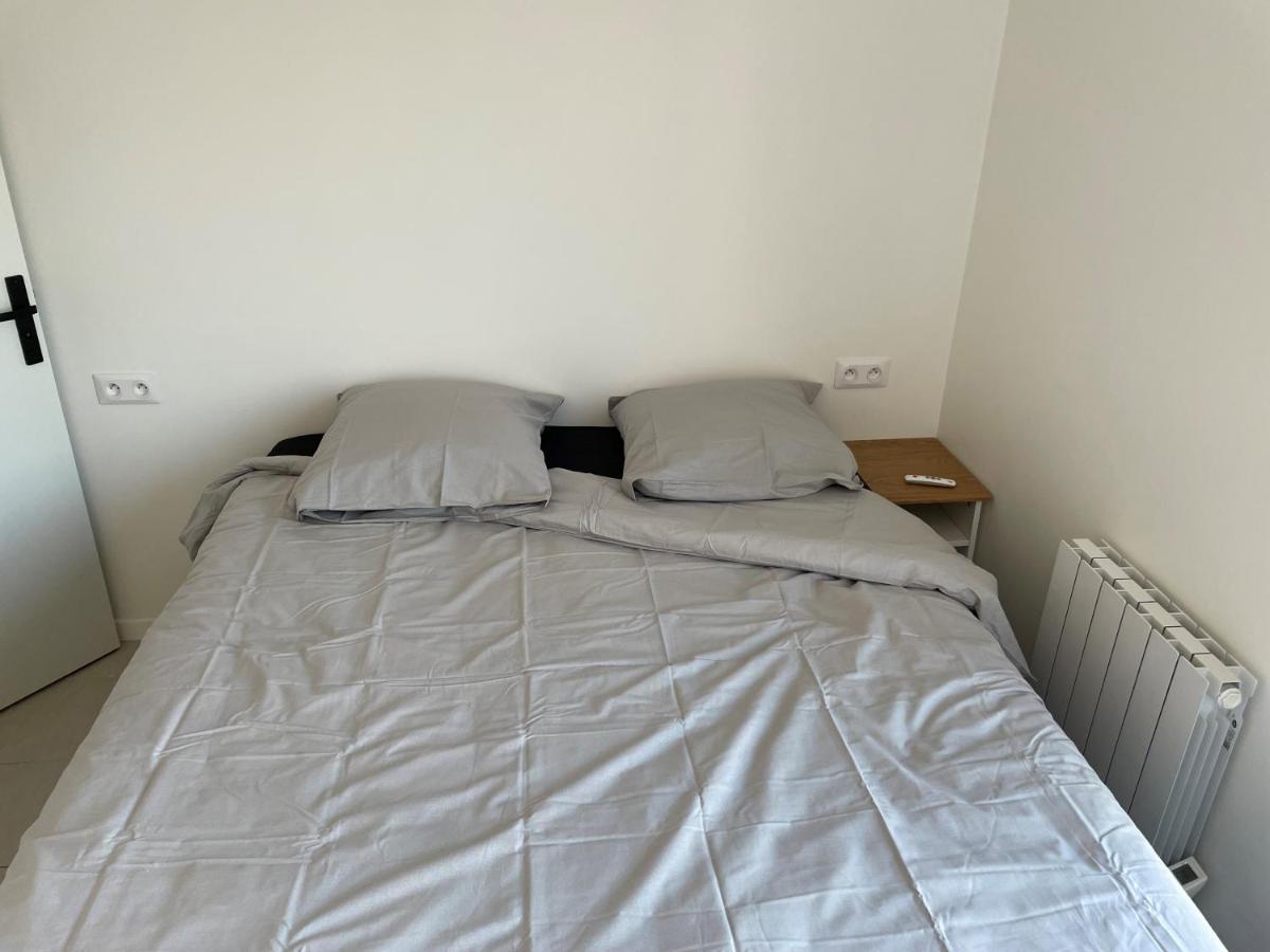 Appartement 2 Chambre Drancy Bagian luar foto
